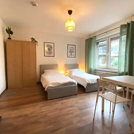 Cozy Apartment In Oberhausen Оберхаузен Экстерьер фото