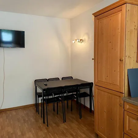 Cozy Apartment In Oberhausen Оберхаузен Экстерьер фото
