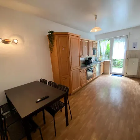 Cozy Apartment In Oberhausen Оберхаузен Экстерьер фото