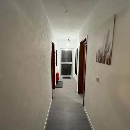 Cozy Apartment In Oberhausen Оберхаузен Экстерьер фото