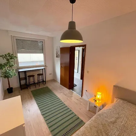 Cozy Apartment In Oberhausen Оберхаузен Экстерьер фото