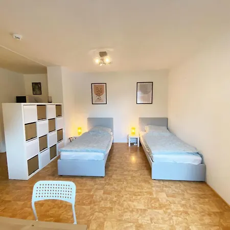 Cozy Apartment In Oberhausen Оберхаузен Экстерьер фото