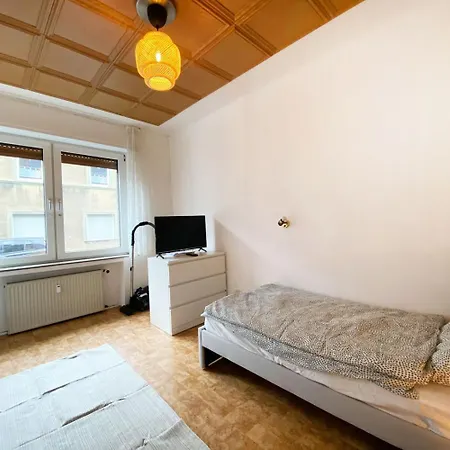 Cozy Apartment In Oberhausen Оберхаузен Экстерьер фото