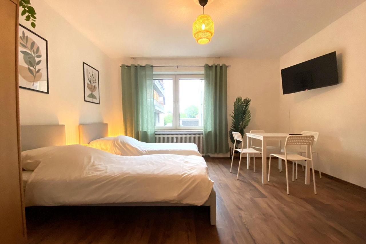 Cozy In Oberhausen Apartment