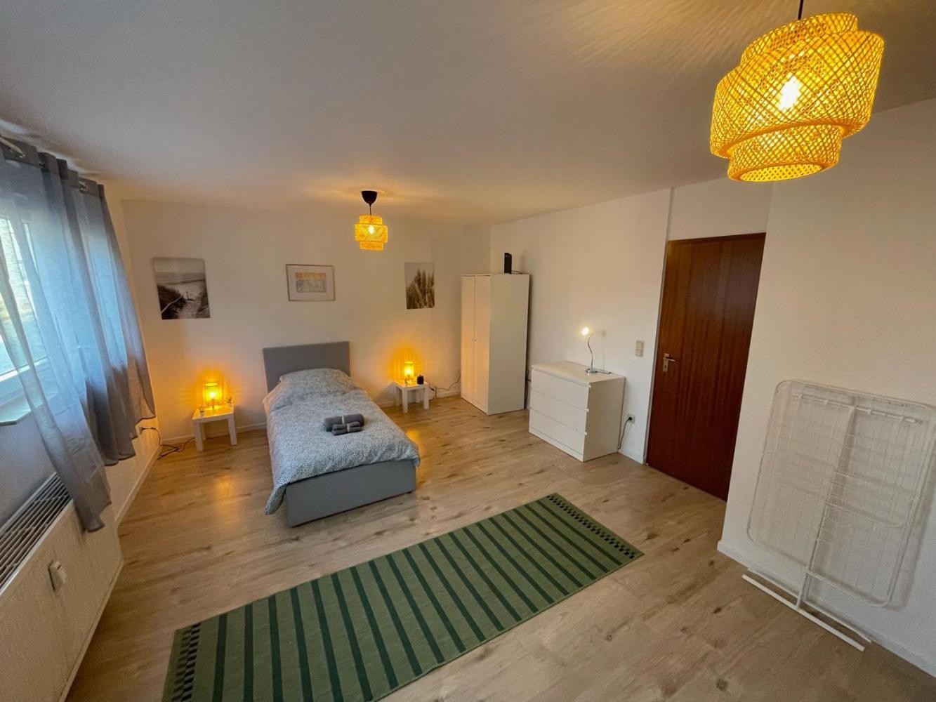 Cozy In Oberhausen Apartment